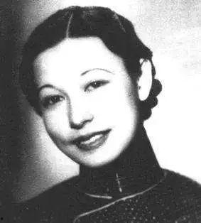 回到民国我成了风华绝代女堂主,女堂主传奇归来